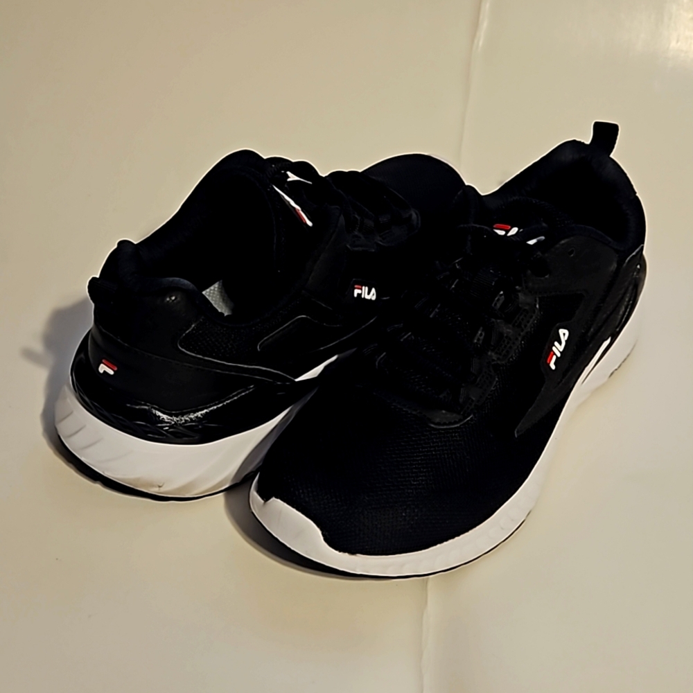 Fila Trazoros Energized 2 Mesh  Sneakers 1RM01884-014 Men's Size 8